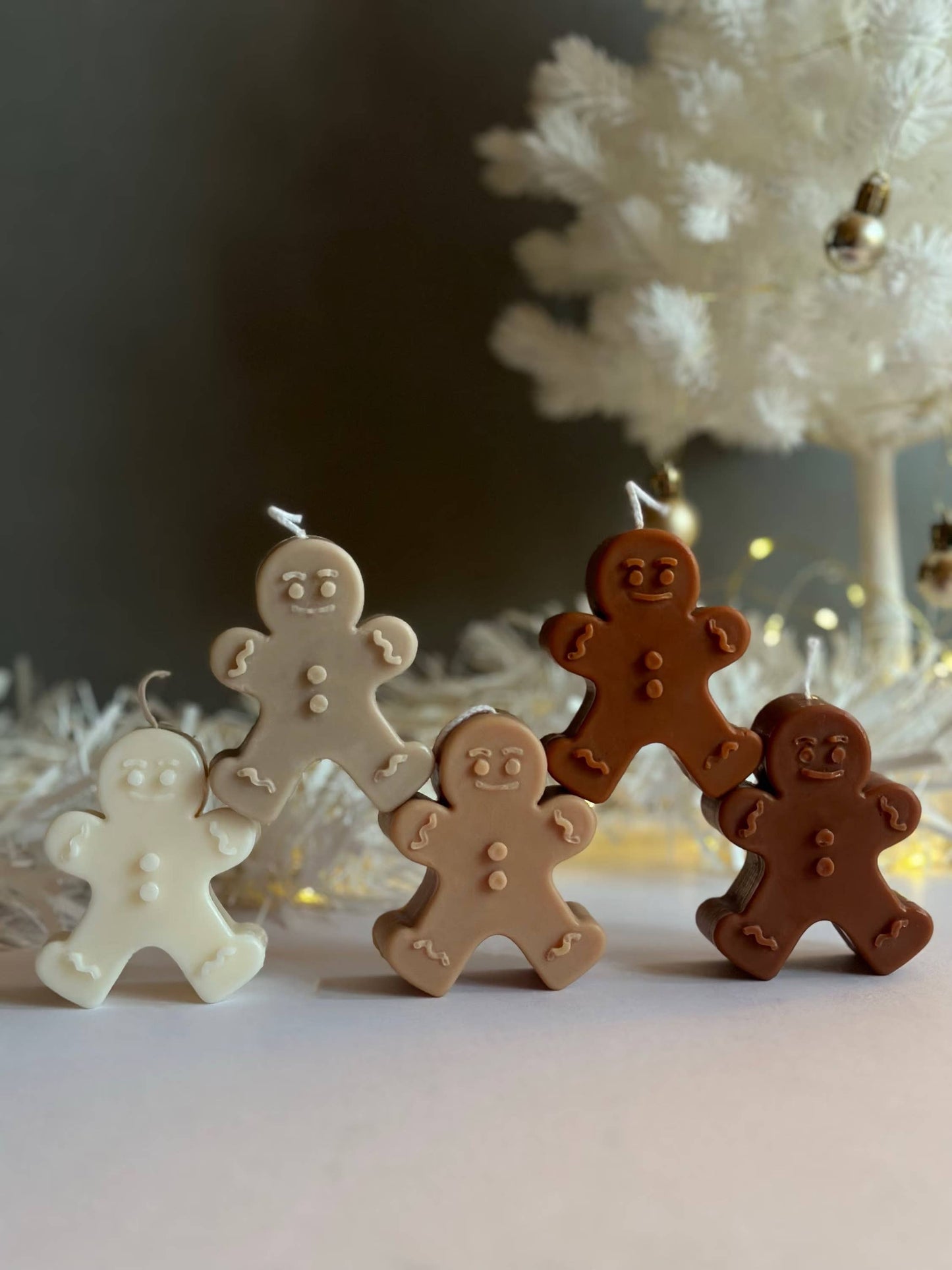 Soy Wax Gingerbread Candle / Seasonal Gift /Christmas Candle: Brown / Gingerbread