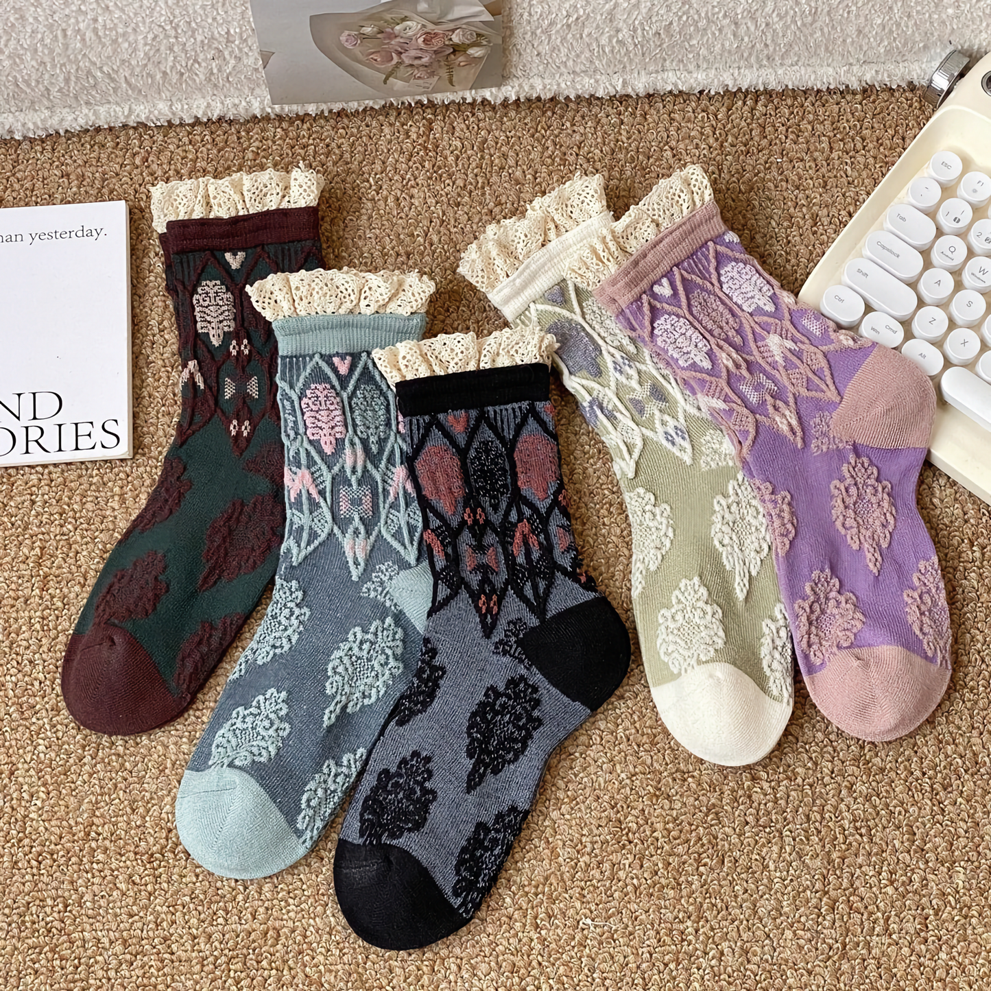 All-Season Vintage Lace-Trimmed Cotton Crew Socks for Women: No.1