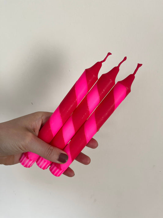 Neon pink & red Helter Skelter Candle