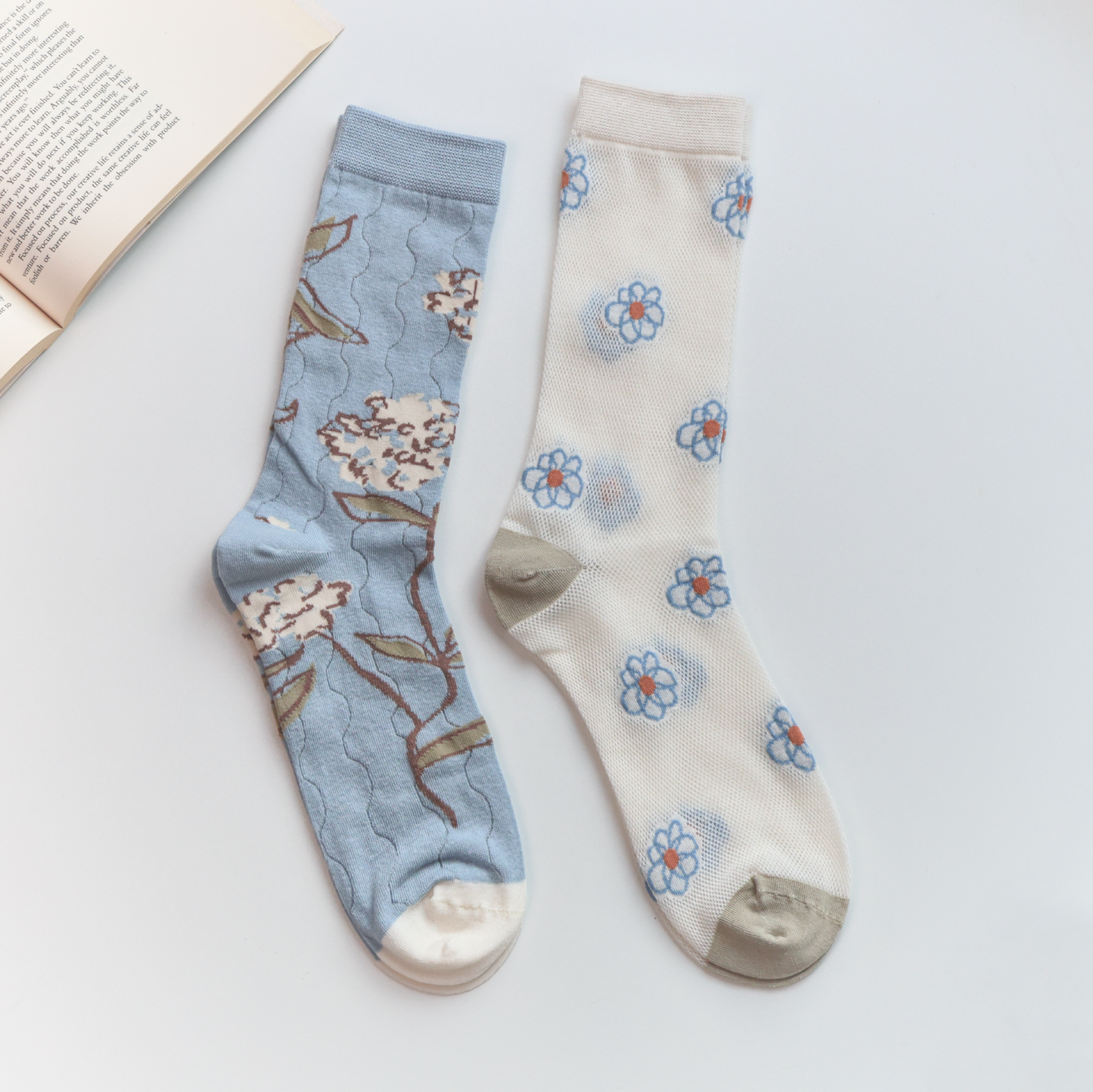 Women's Sheer Floral Crew Socks – Lightweight & Breathable: No.1