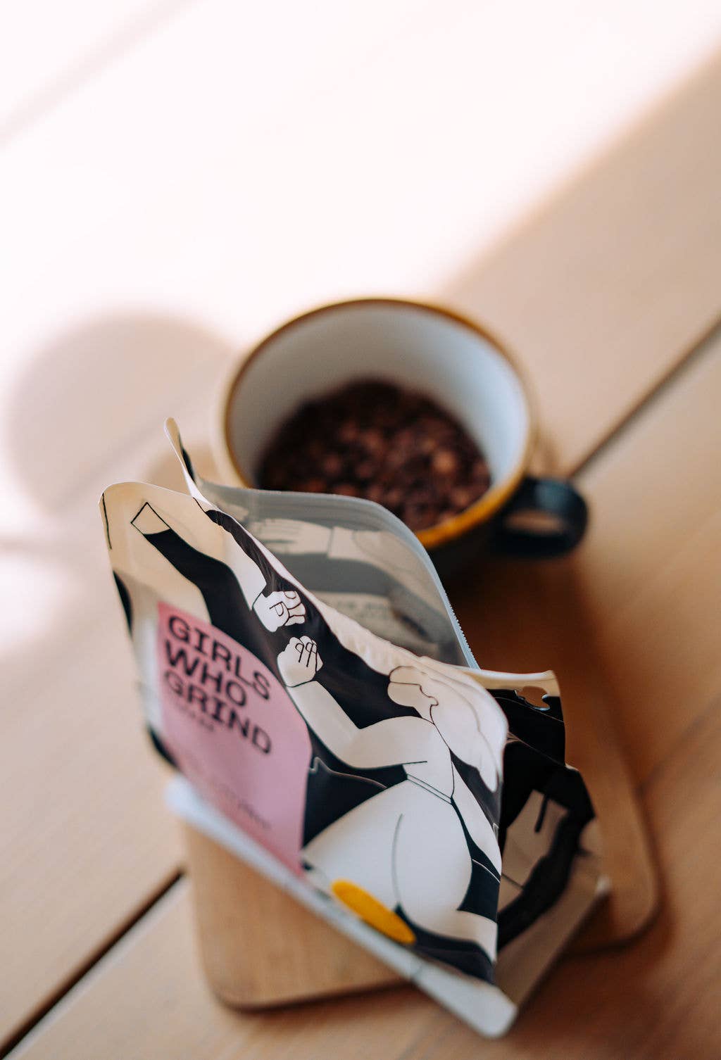 Coffee Beans, Girl Crush, houseblend coffee.: Espresso / 250g