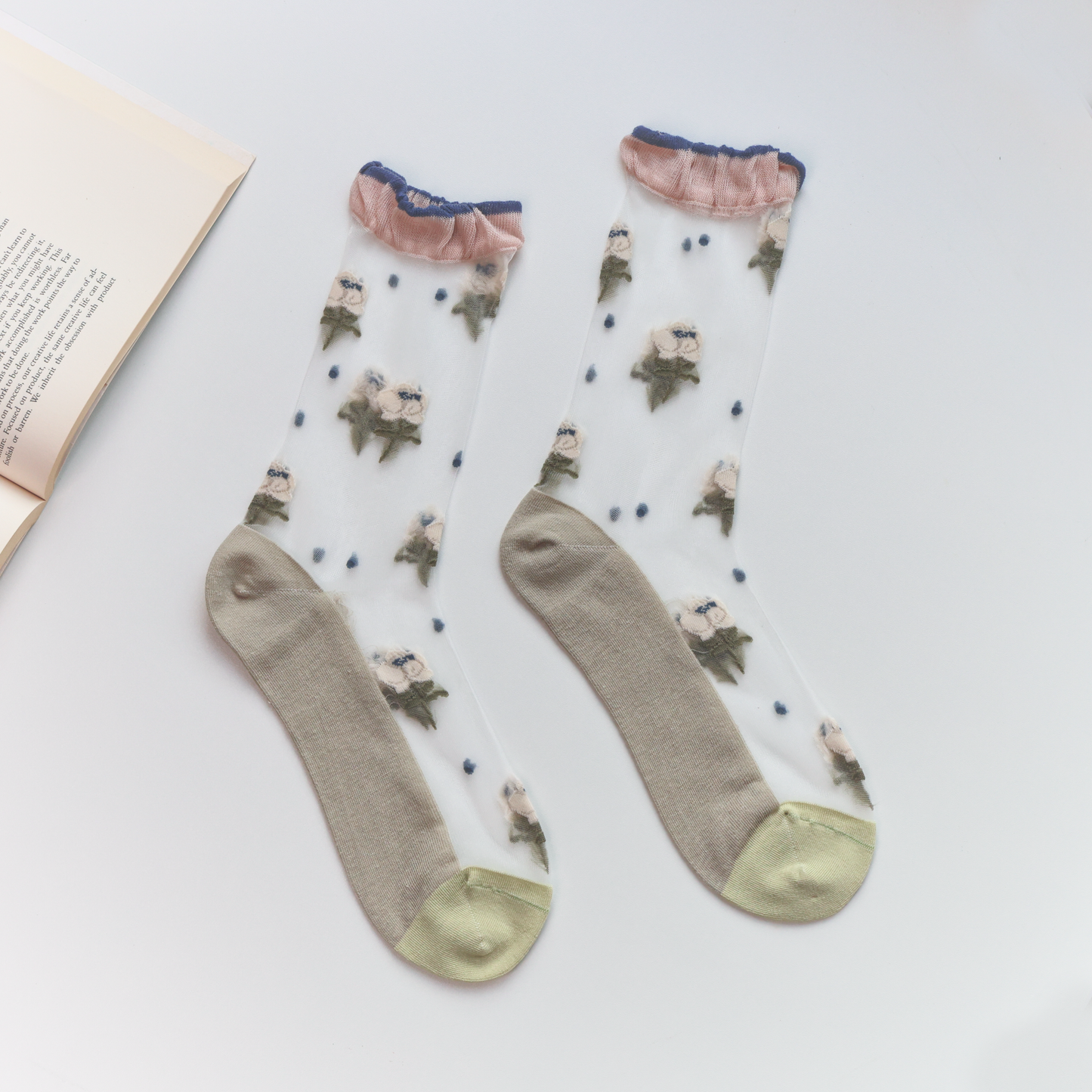 Women's Sheer Floral Crew Socks – Lightweight & Breathable: No.1