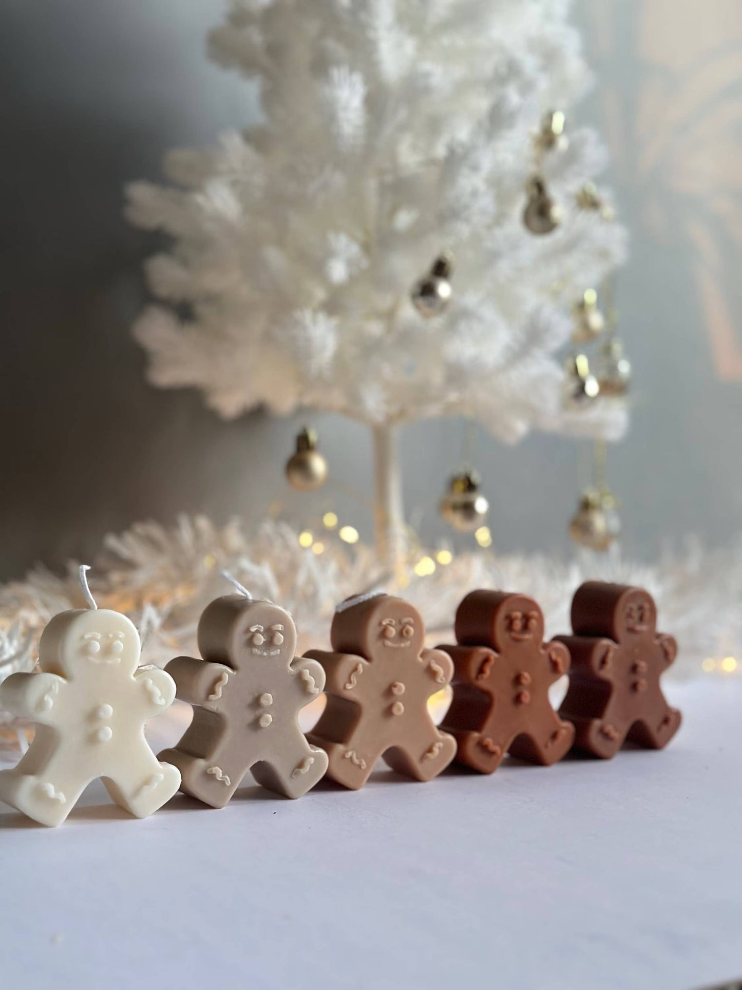 Soy Wax Gingerbread Candle / Seasonal Gift /Christmas Candle: Brown / Gingerbread
