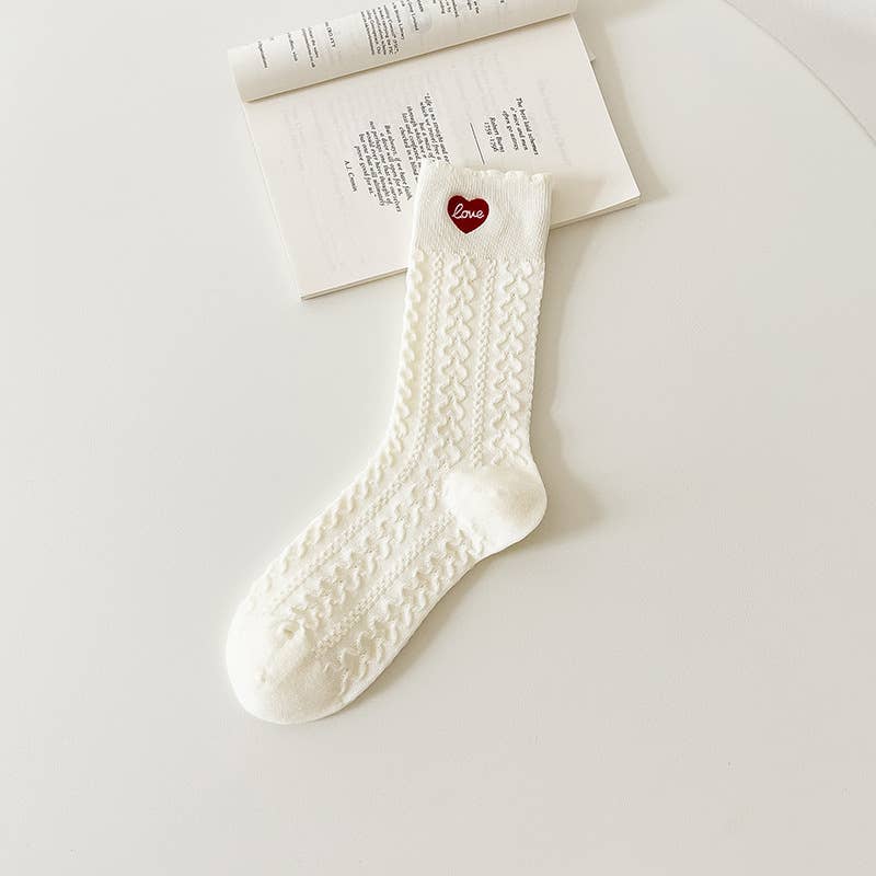 White Cotton Socks with Delicate Design - Cozy and Stylish: No.2