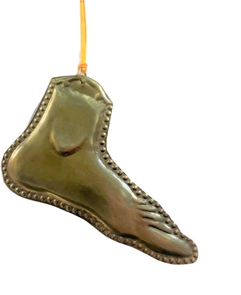 EXCLUSIVE: Brass Foot Ornament