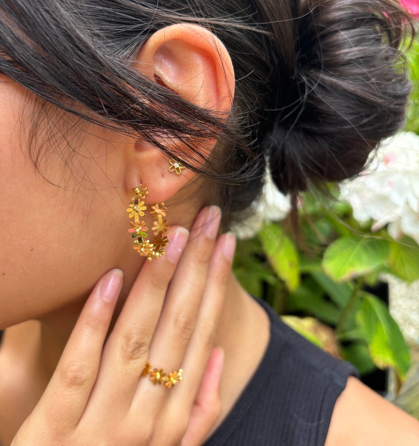 18ct Gold Plated Daisy Earrings