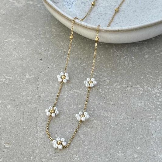 Tarnish Resistant Flower Beaded Necklace: Pearl