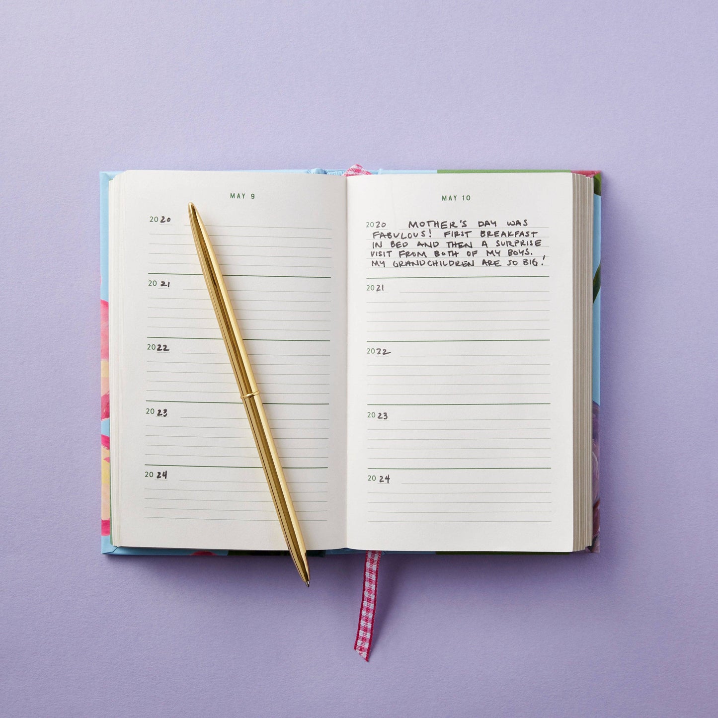 Mum's Floral One Line a Day (Diary or Journal)