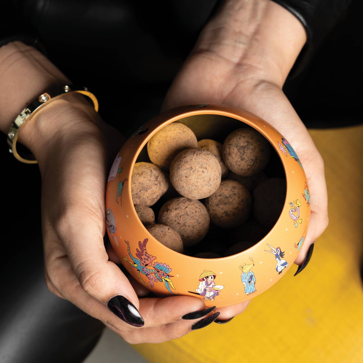 Bauble Tin - OTHERLY Oatm*lk Salted Caramel Truffles 100G