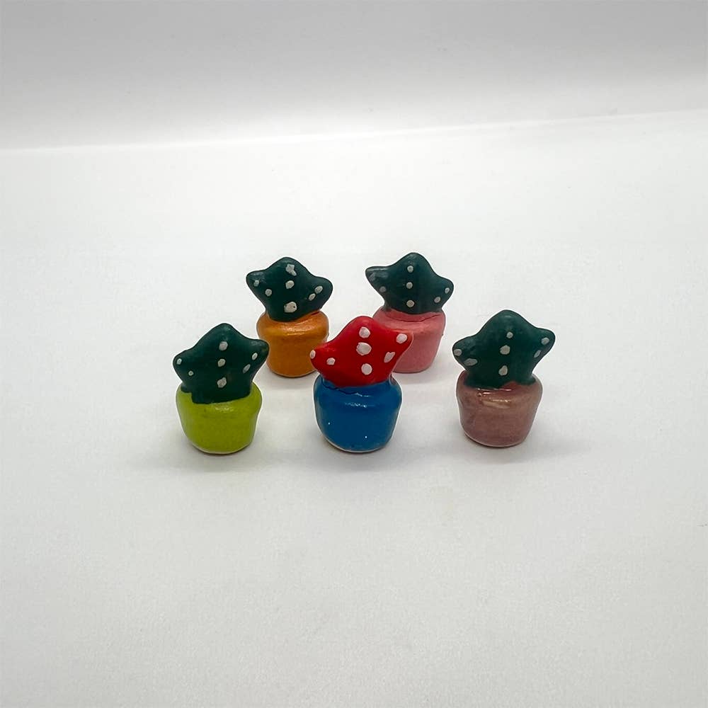 Mini Ceramic Figurines, Assorted Colour, Approx. 2cm: Pig (#20)