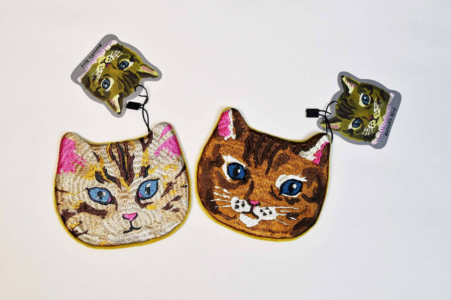 [Nathalie Lete] Embroidered Cat Face Pouch - Blue Eyes