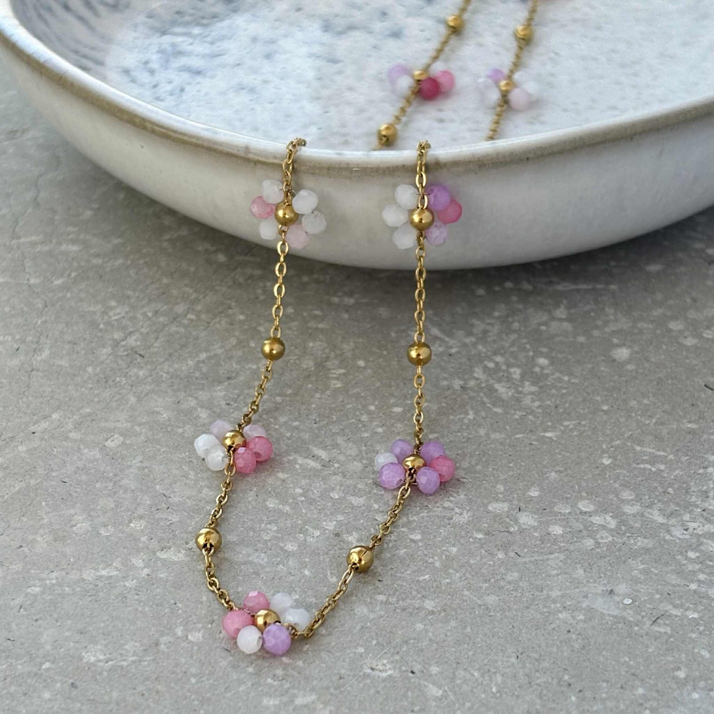 Tarnish Resistant Flower Beaded Necklace: Light Pink