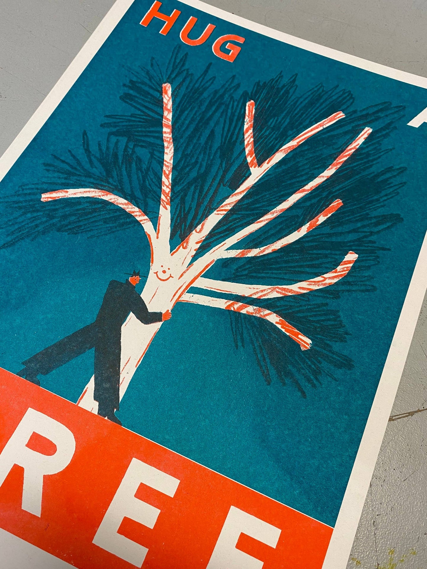 Hug a Tree riso print (A3)