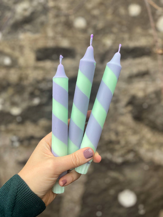 Aqua & Lilac Helter Skelter Dinner Candle