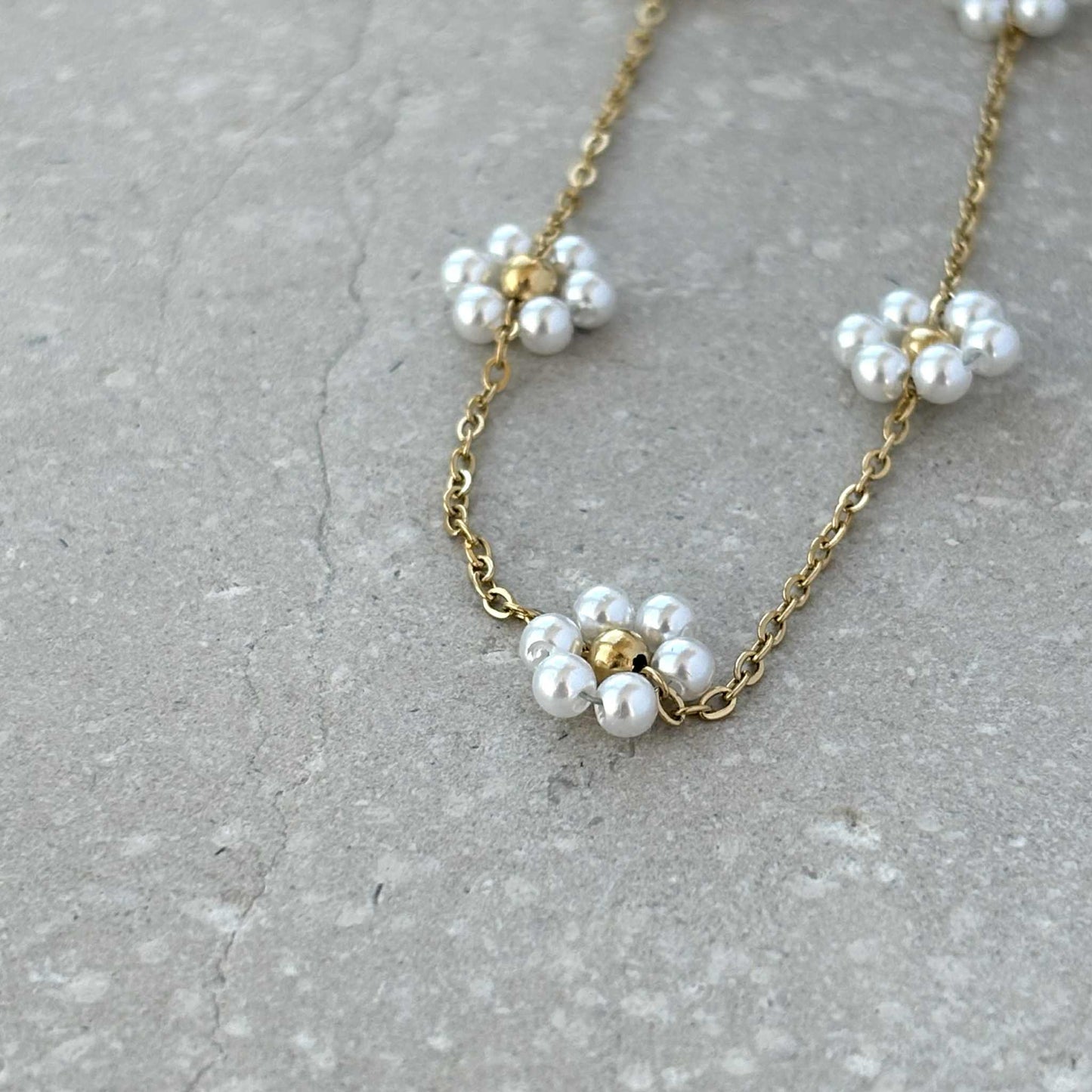 Tarnish Resistant Flower Beaded Necklace: Pearl